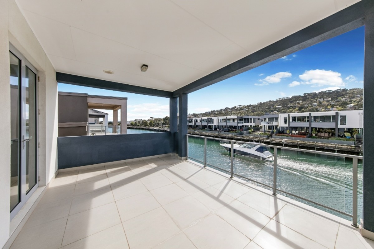 13 Clipper Quay, Safety Beach - Thumbnail 2