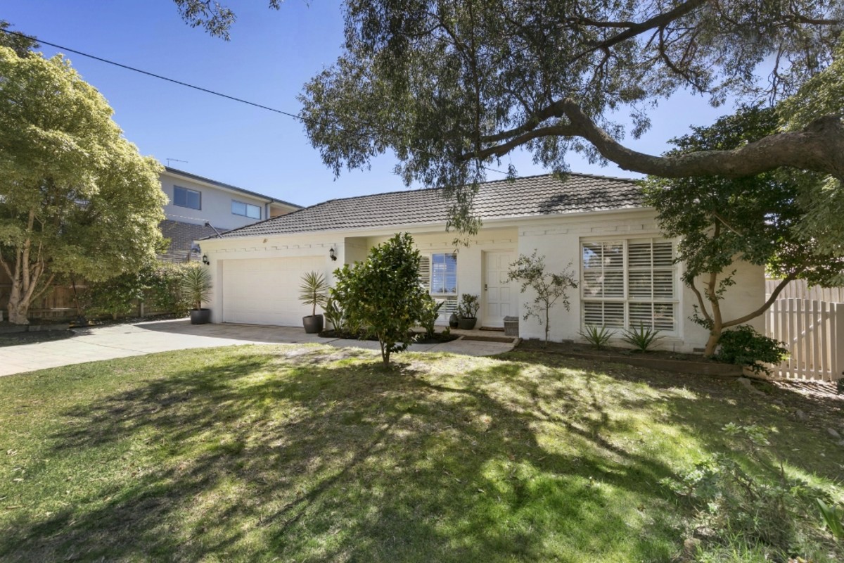 15 Sherwood Crescent, Mount Martha - Thumbnail 3