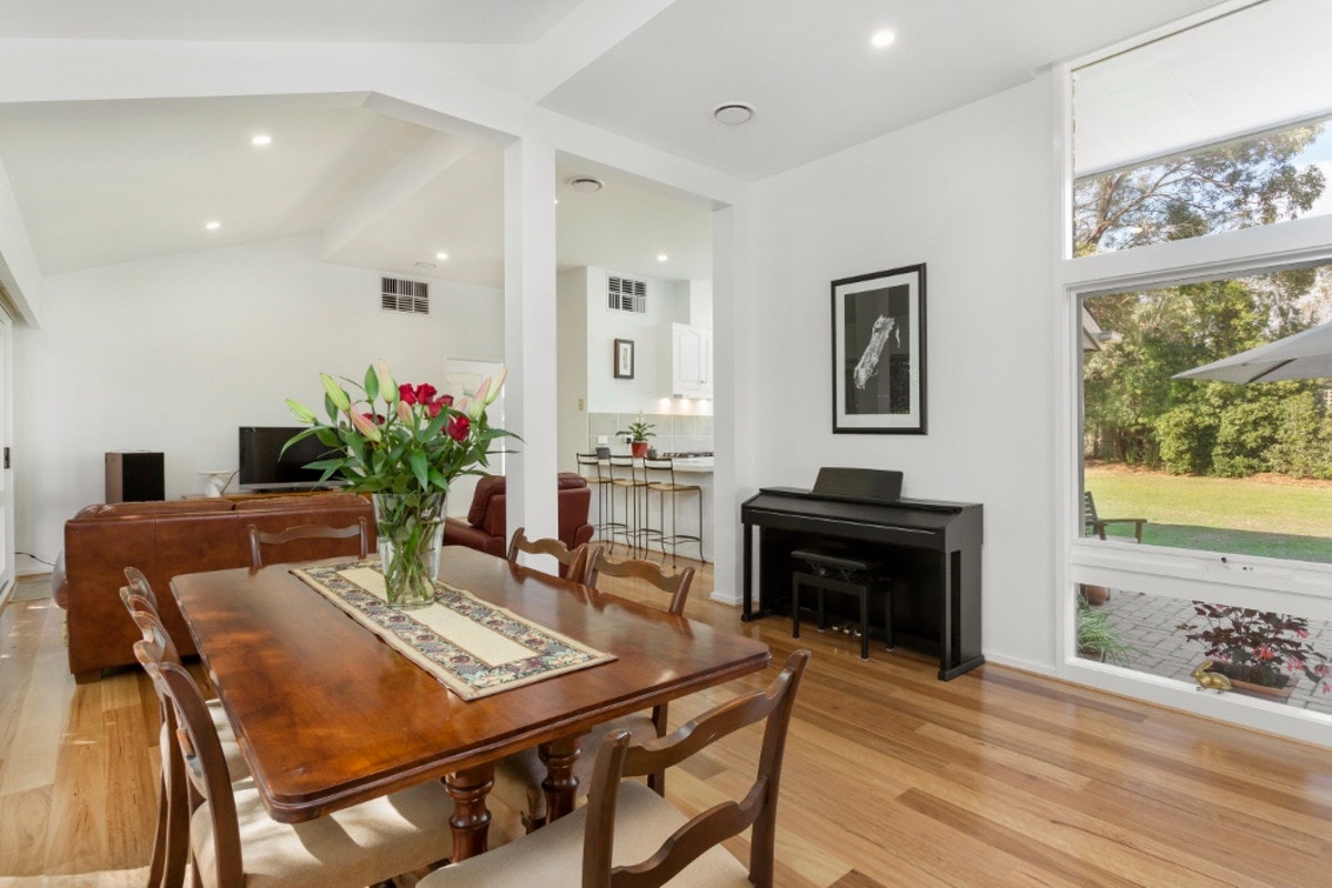 Image of dining room