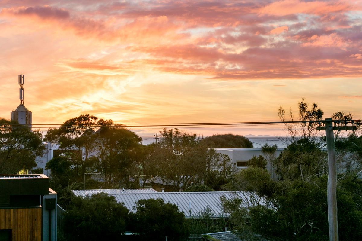 6 Blencairn Avenue, Mount Martha - Thumbnail 3