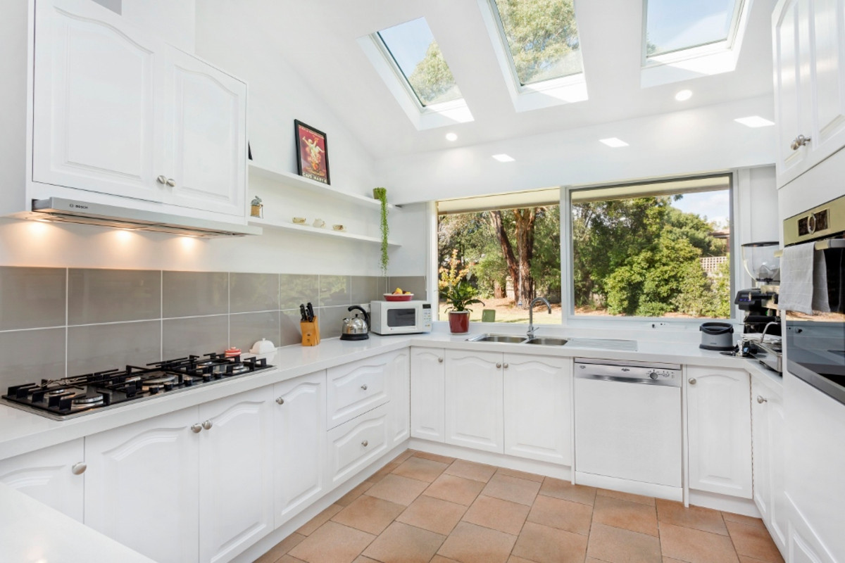 4 Oregon Close, Frankston South - Thumbnail 2