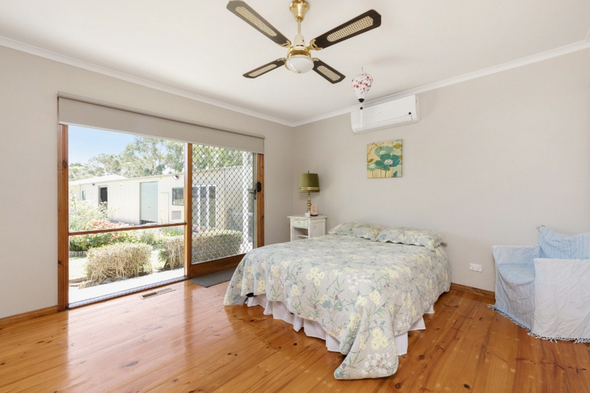 Image of corner
