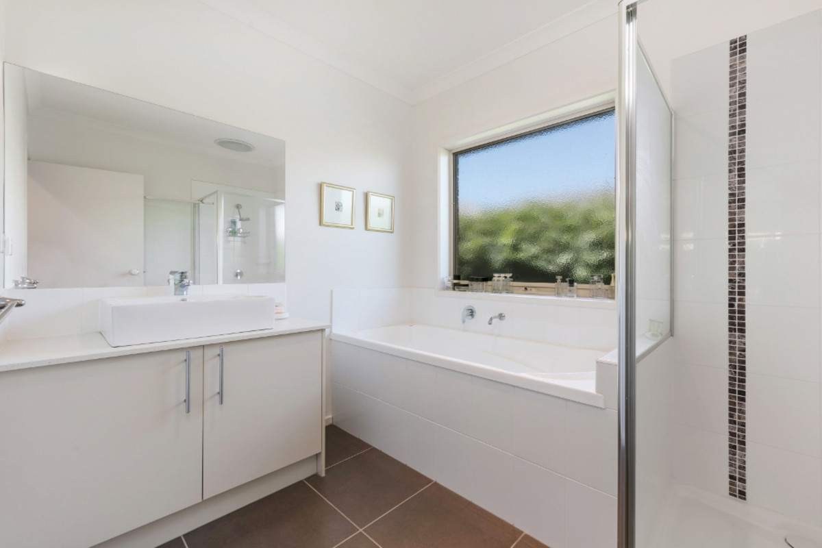 11 Meadow Crest Circuit, Mount Martha - Thumbnail 4