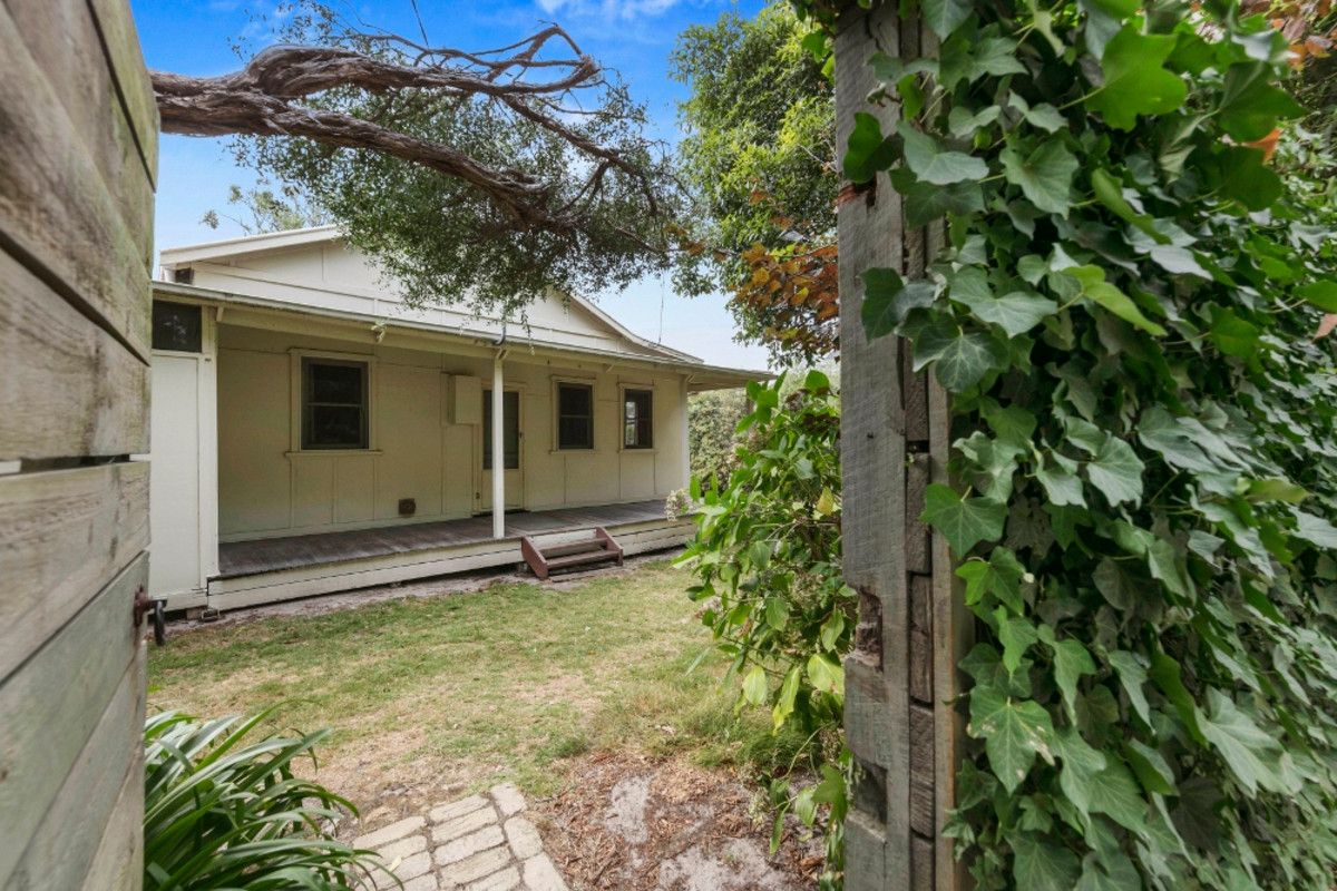9 & 11 Prescott Avenue, Mount Martha - Thumbnail 3