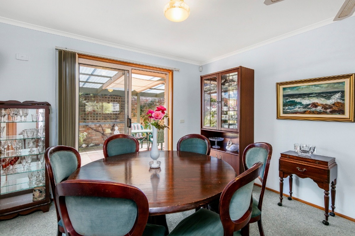 Image of dining room