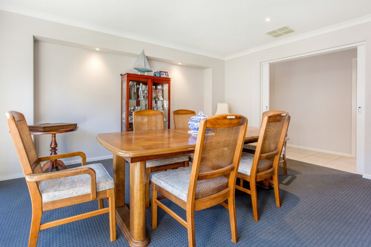 Image of dining room