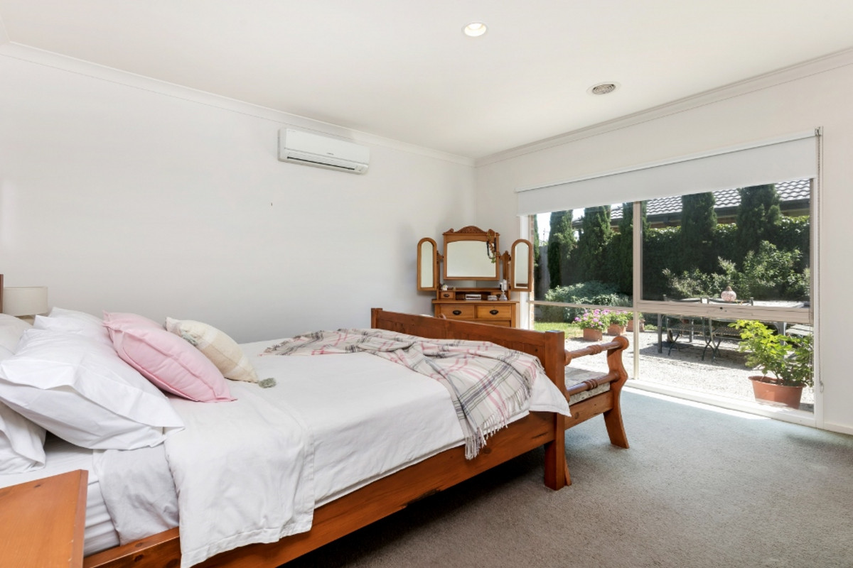 11 Meadow Crest Circuit, Mount Martha - Thumbnail 3