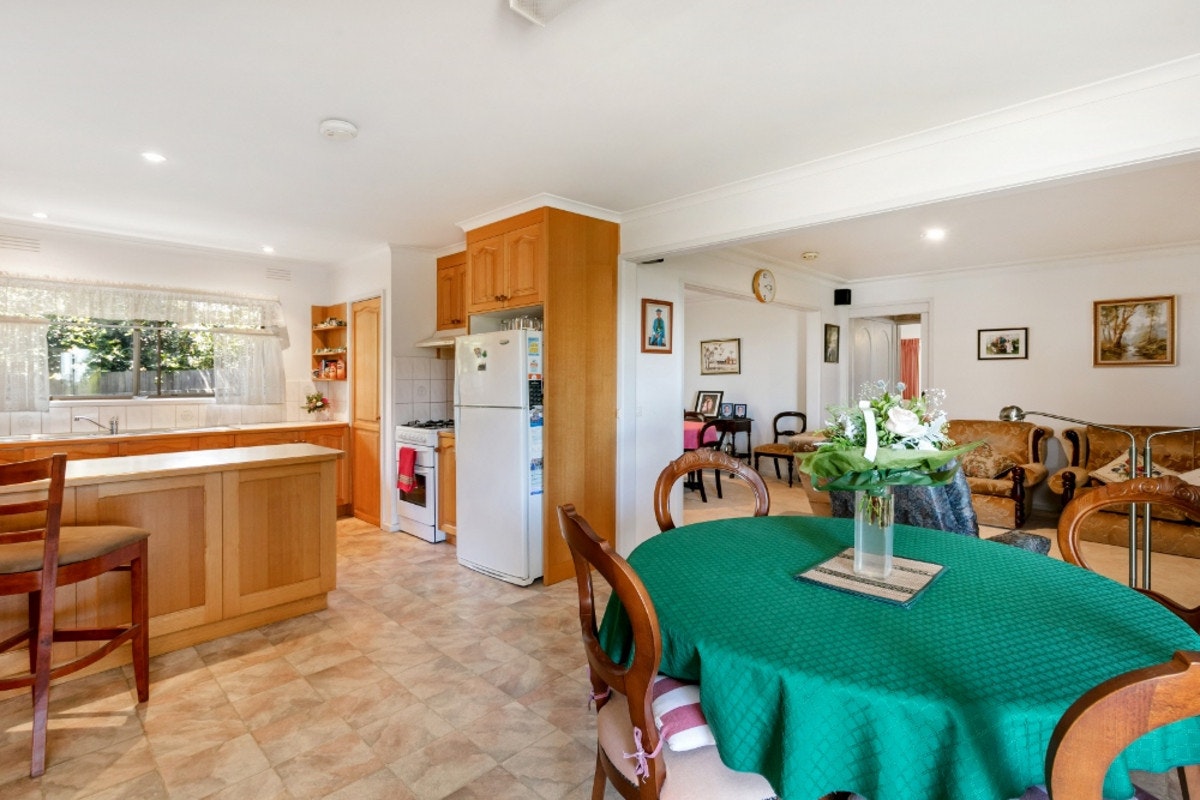 Image of dining room