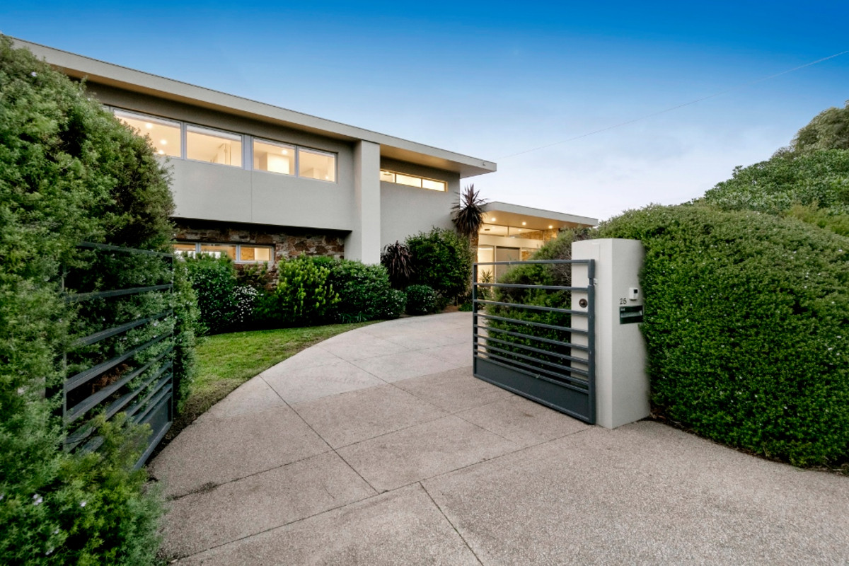 25 Stanley Crescent, Mount Martha - Thumbnail 2