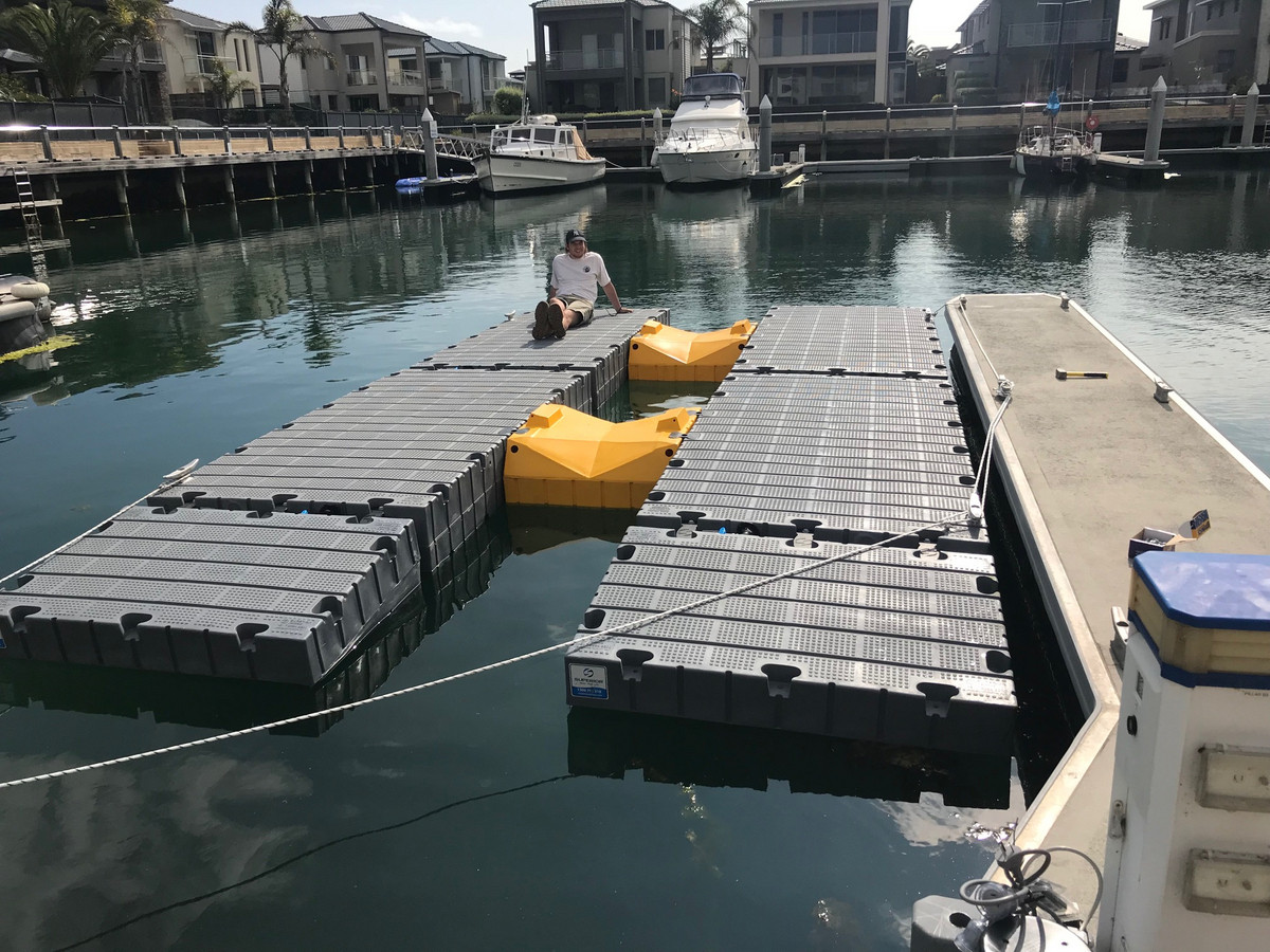 Berth 16 Martha Cove Waterway, Safety Beach - Thumbnail 5