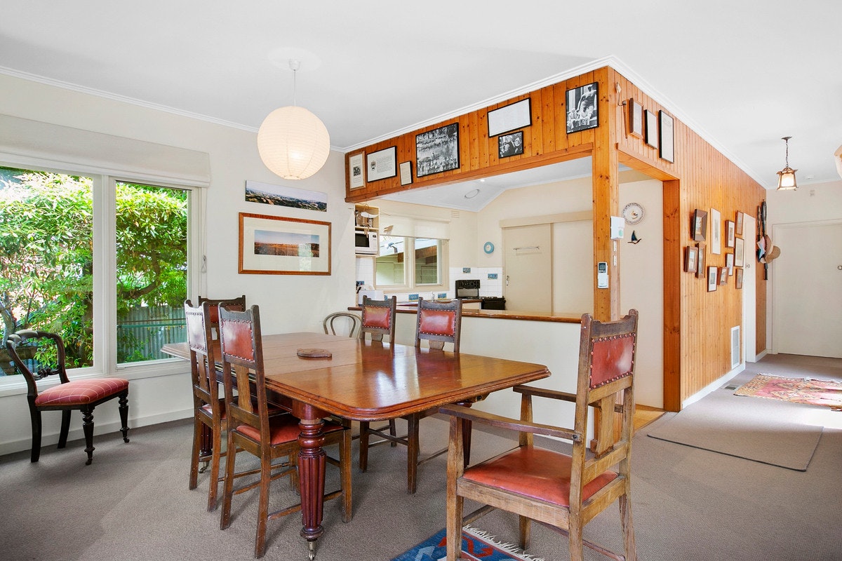 Image of dining room