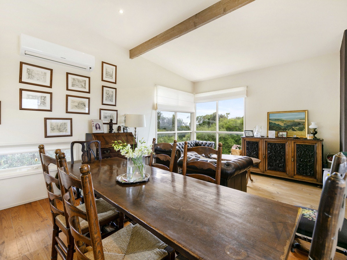 Image of dining room