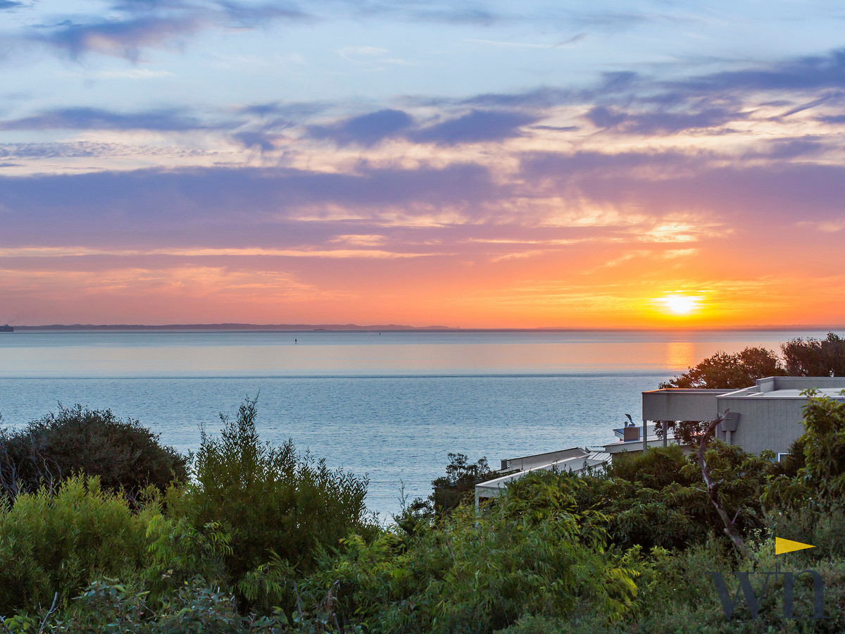 16 Fairbairn Avenue, Mount Martha - Thumbnail 7