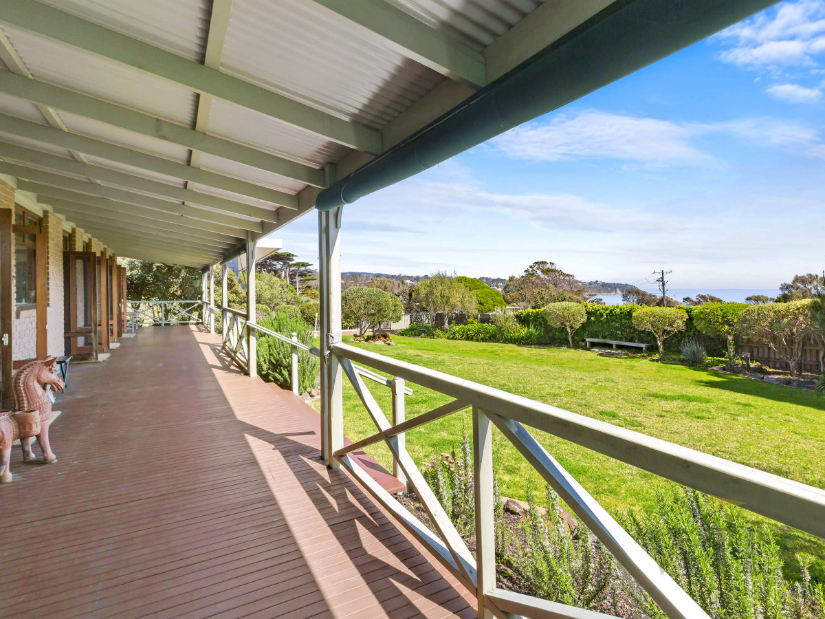 1 Victoria Crescent, Mount Martha - Thumbnail 2