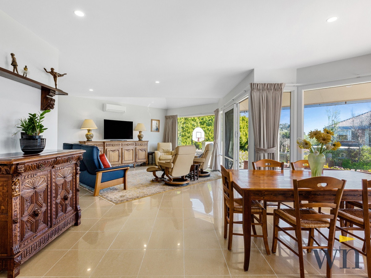 Image of dining room