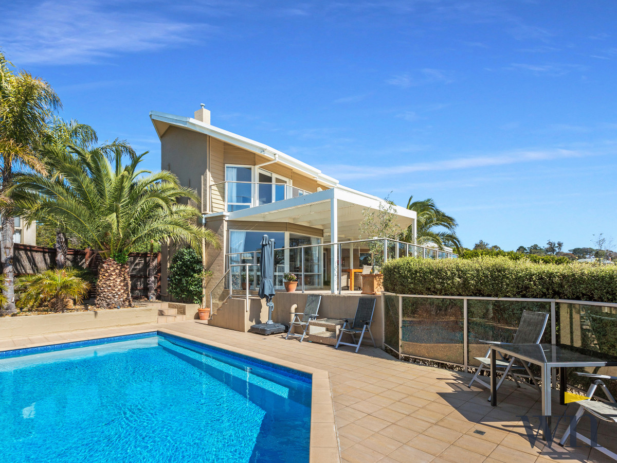 76 Bay Road, Mount Martha - Thumbnail 2