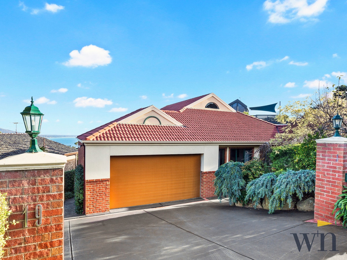 Image of garage