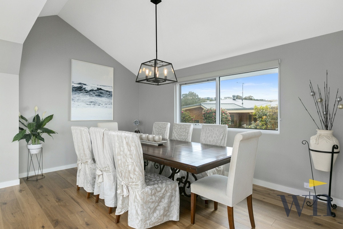 Image of dining room