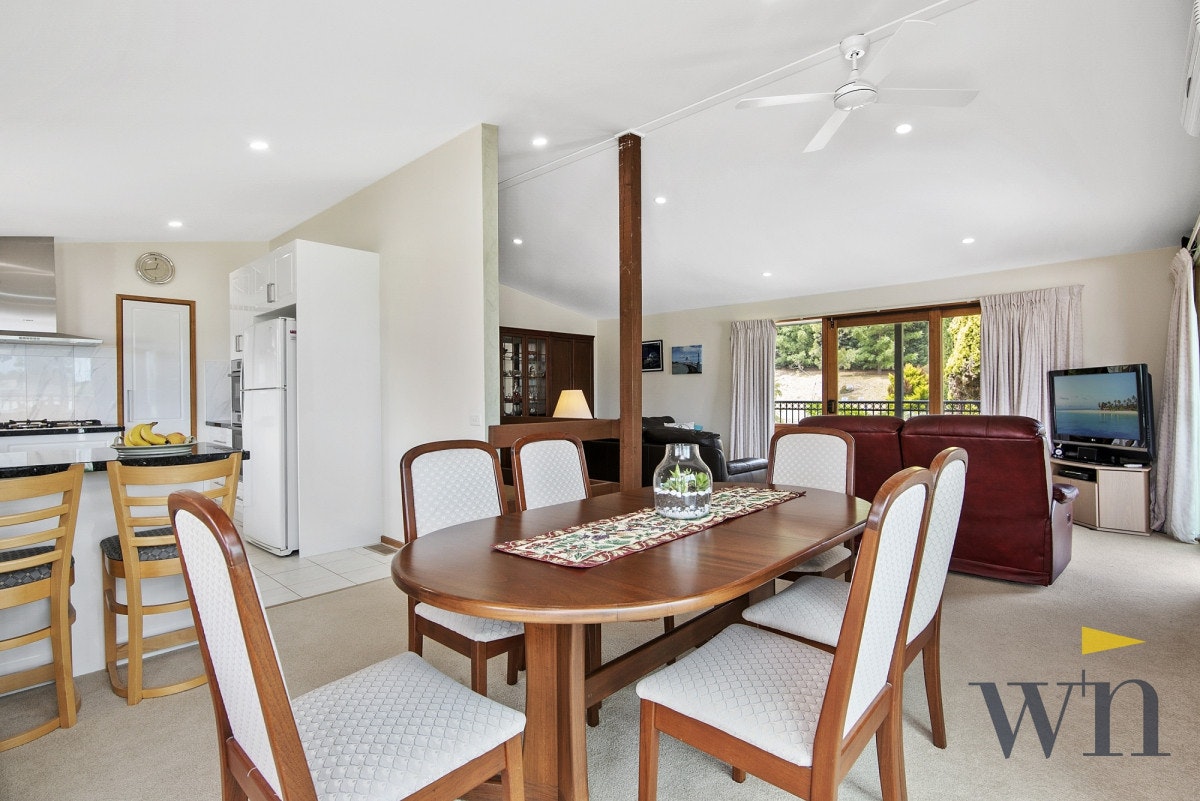 Image of dining room