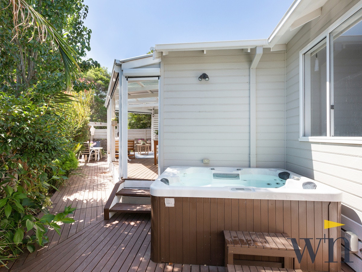 Image of tub
