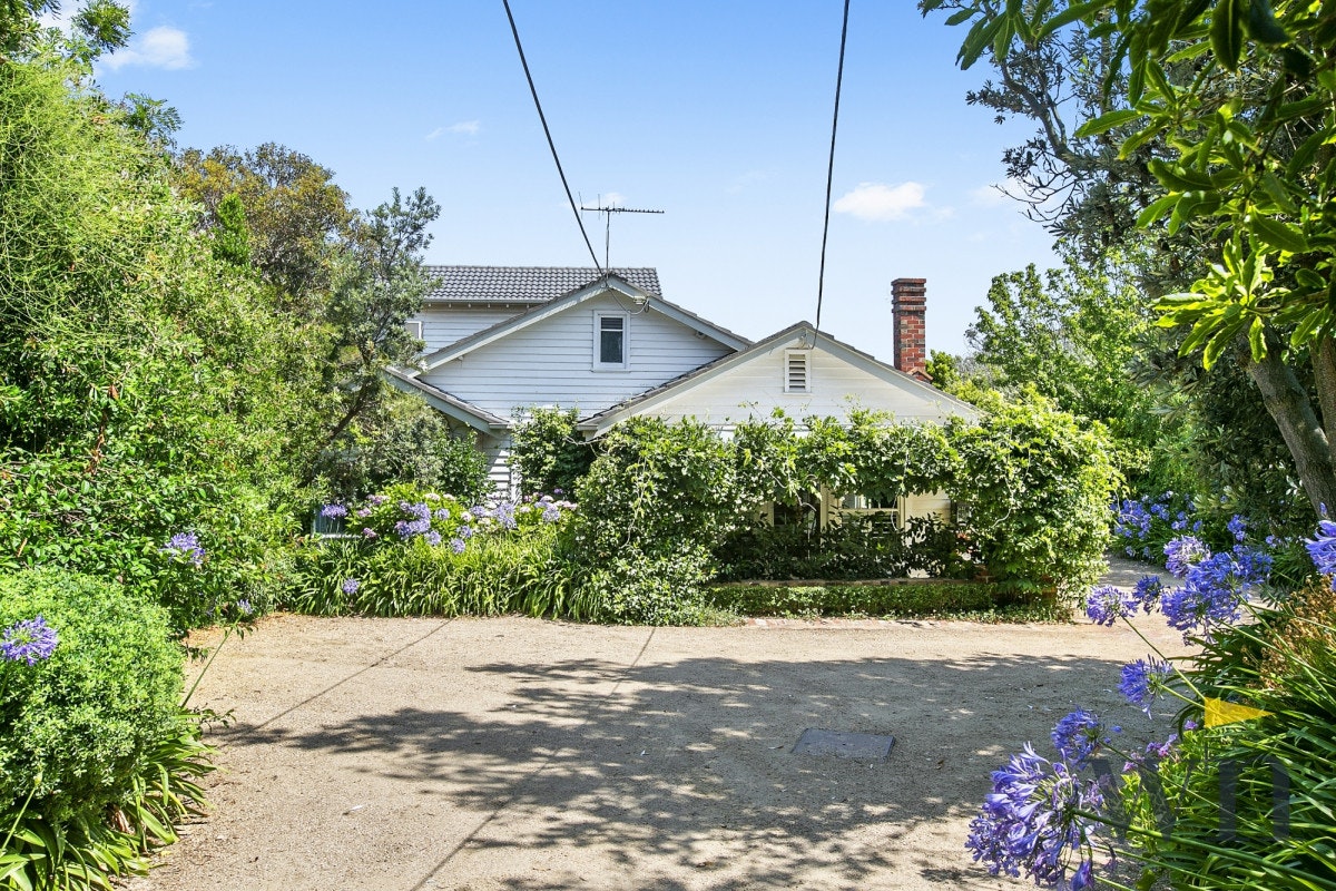 Image of cottage