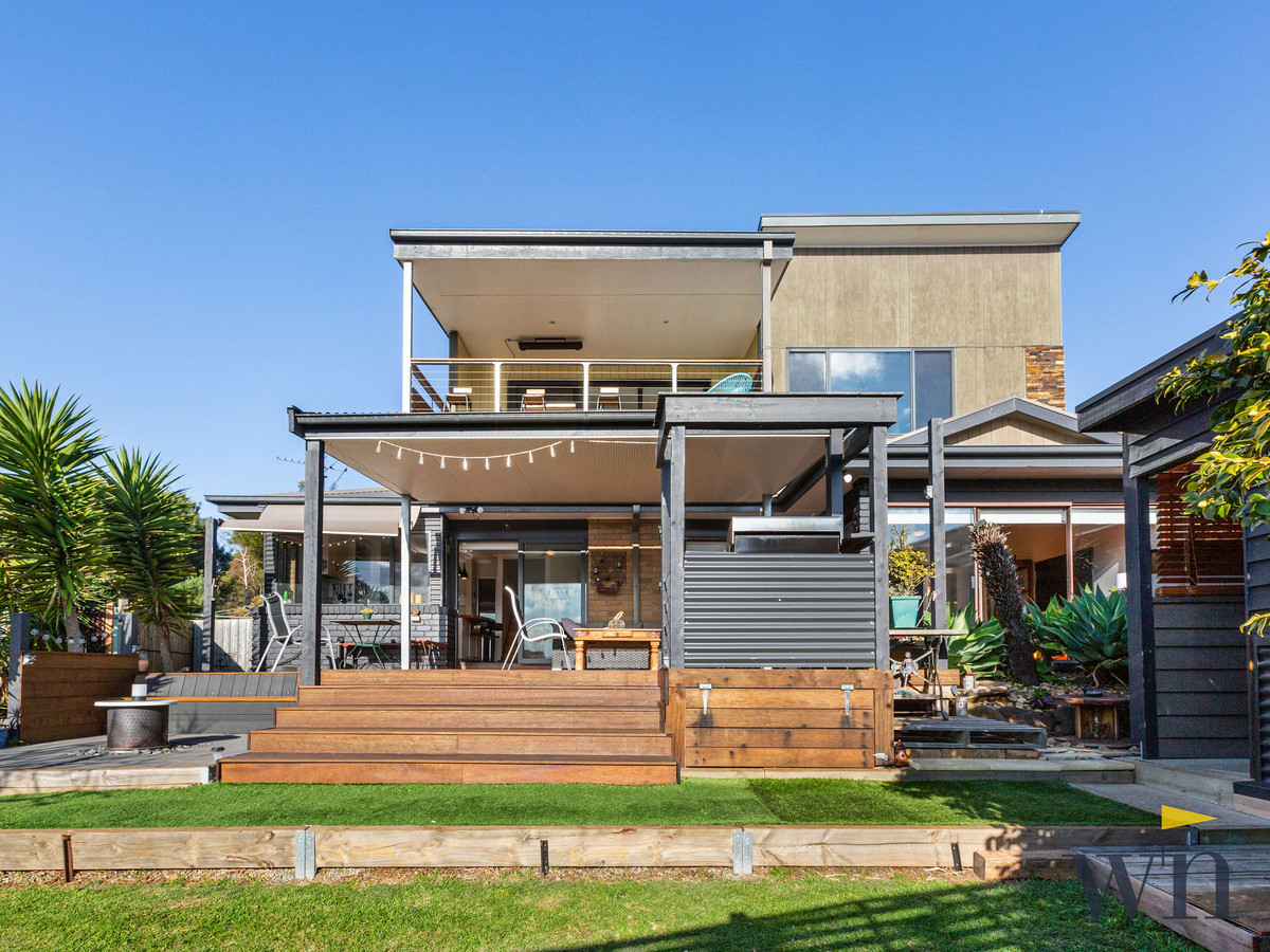 64 Glamorgan Crescent, Mount Martha - Thumbnail 2