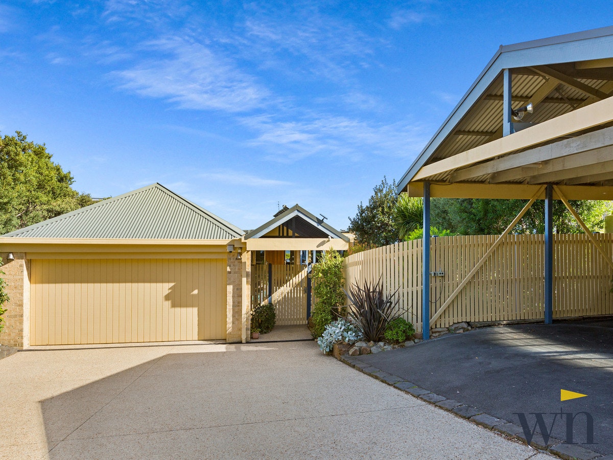 Image of garage