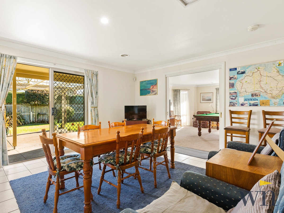 Image of dining room