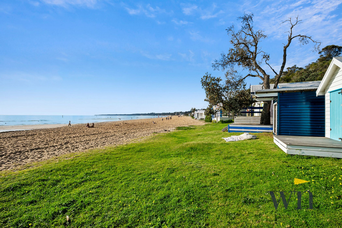 Boatshed 8 South Beach, Mount Martha - Thumbnail 3