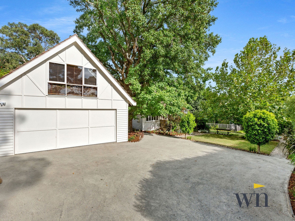 Image of garage