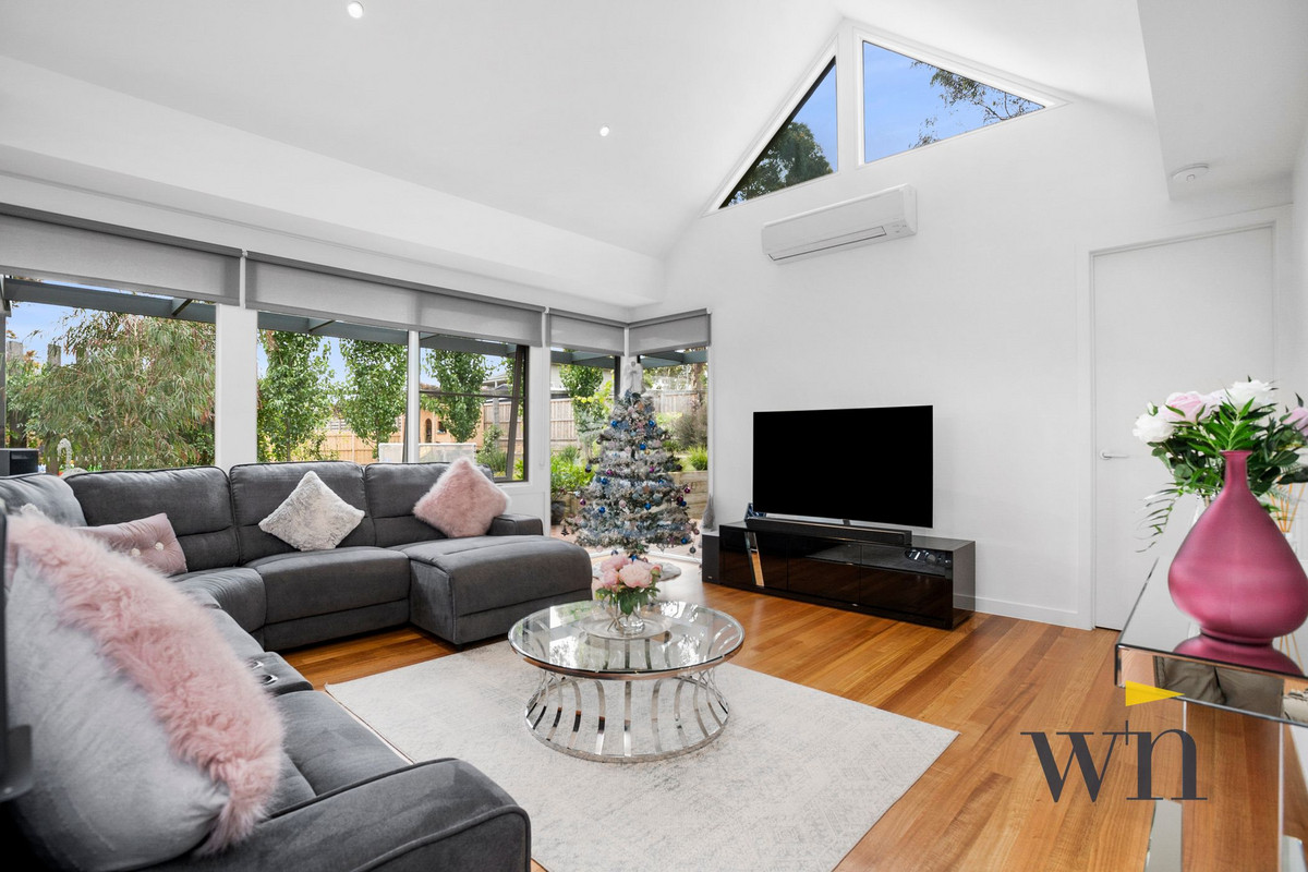 24 Hooper Grove, Mount Martha - Thumbnail 2