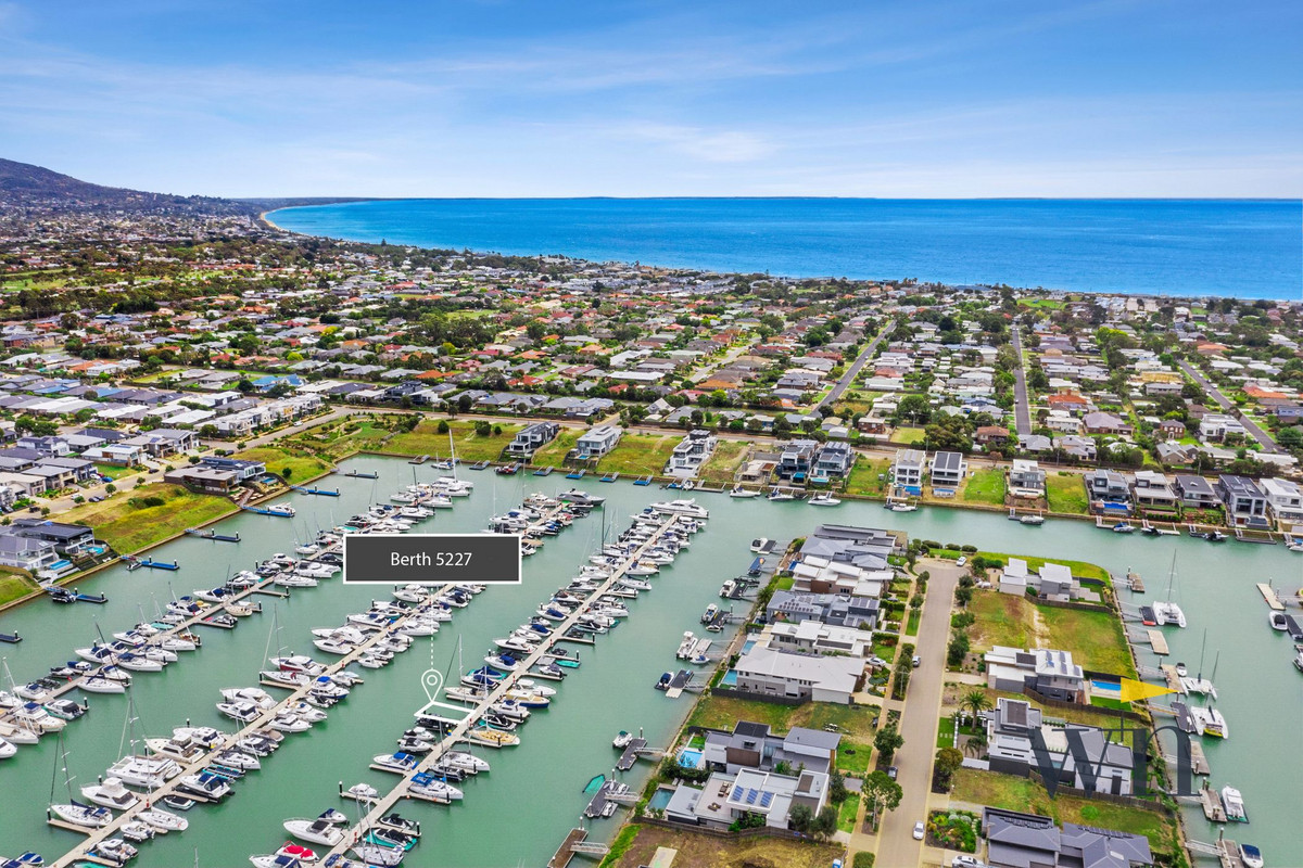 Berth 5227 Martha Cove Waterway, Safety Beach - Thumbnail 4