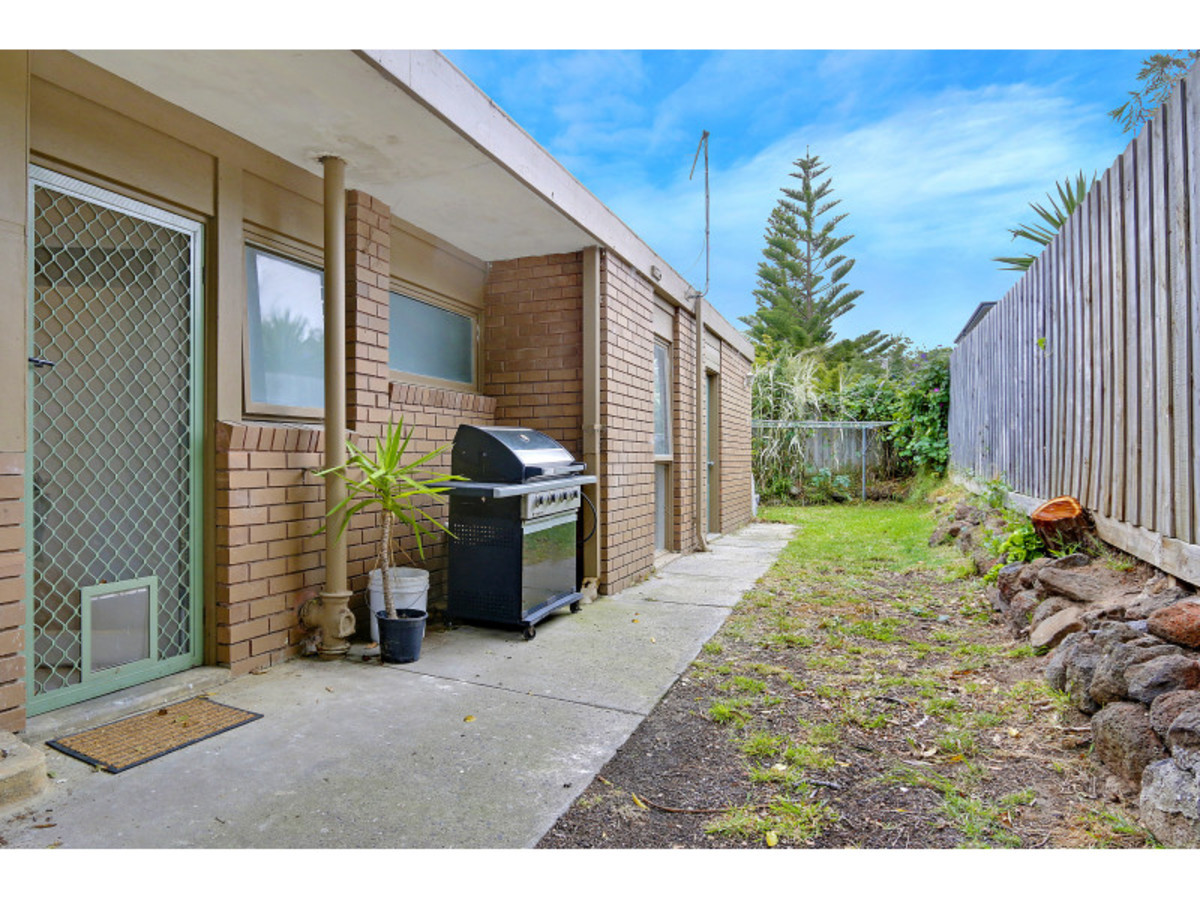 1/6 Swansea Grove, Mornington - Thumbnail 8