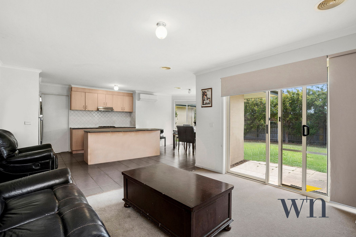 8 Natalie Court, Mount Martha - Thumbnail 3