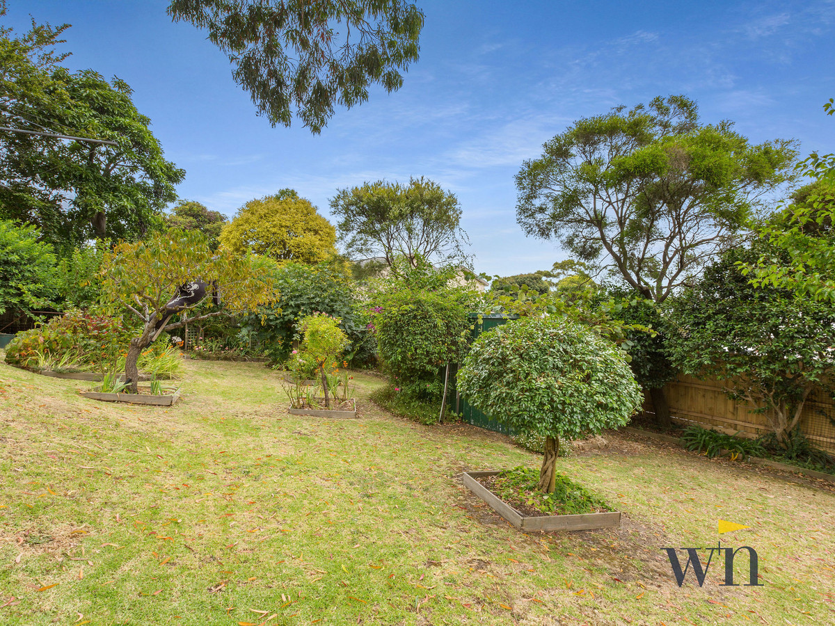 9 St Ives Grove, Mount Martha - Thumbnail 5