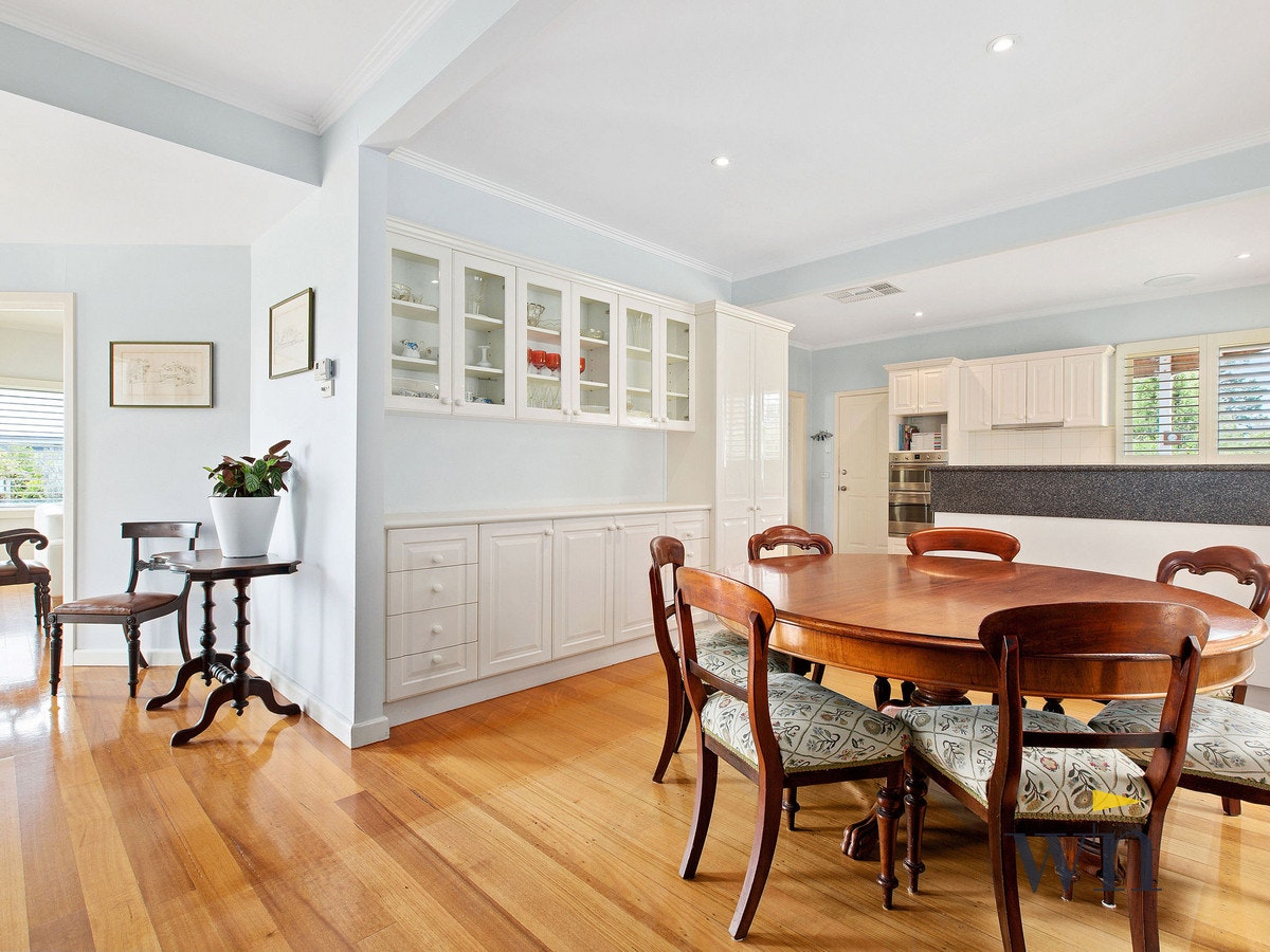 Image of dining room
