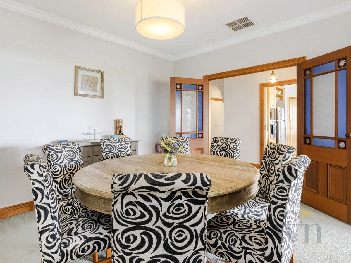 Image of dining room