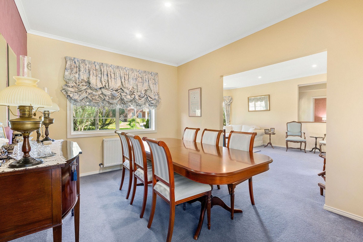 Image of dining room