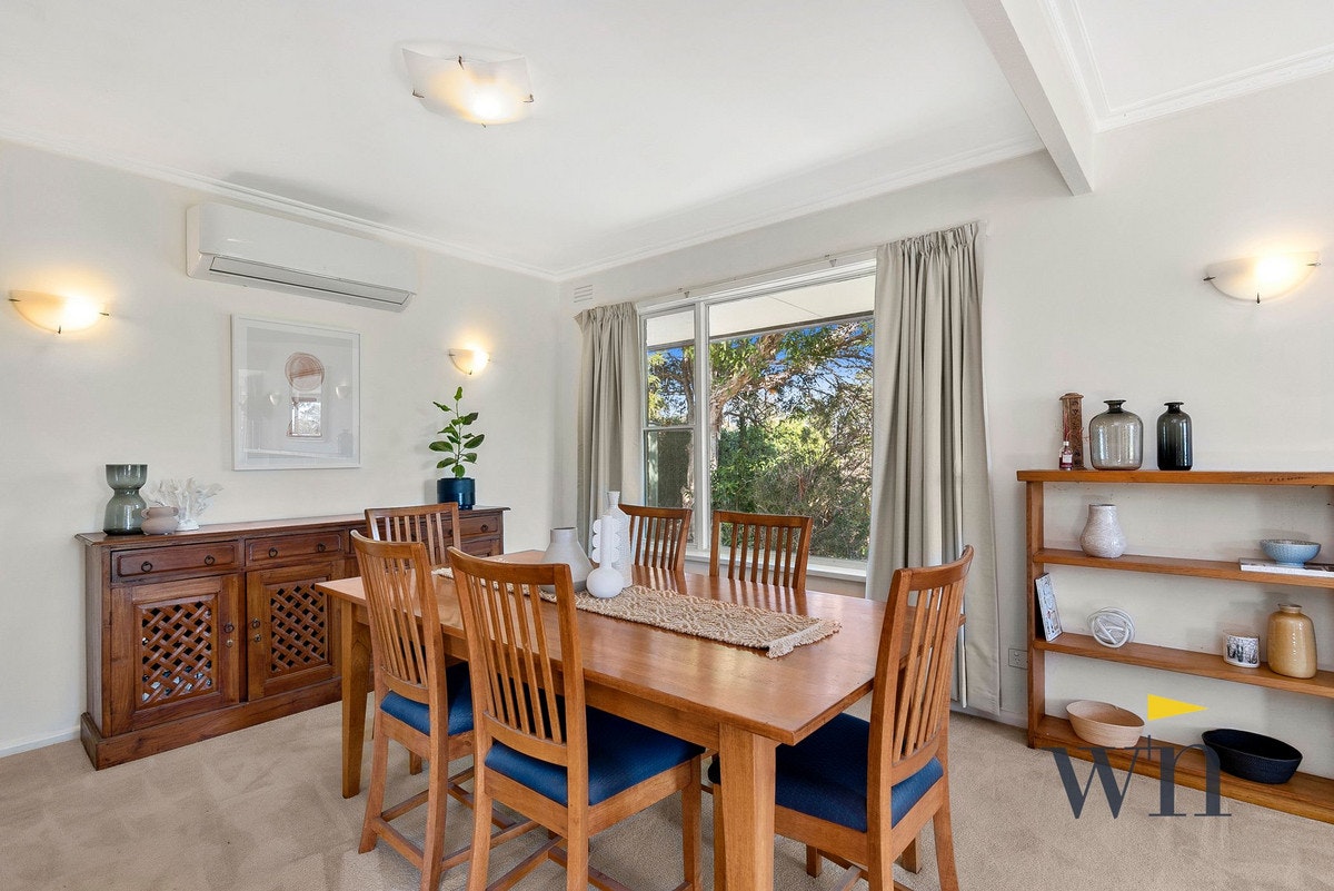 Image of dining room