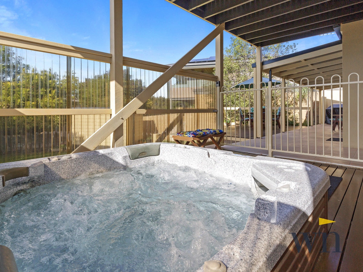 Image of tub