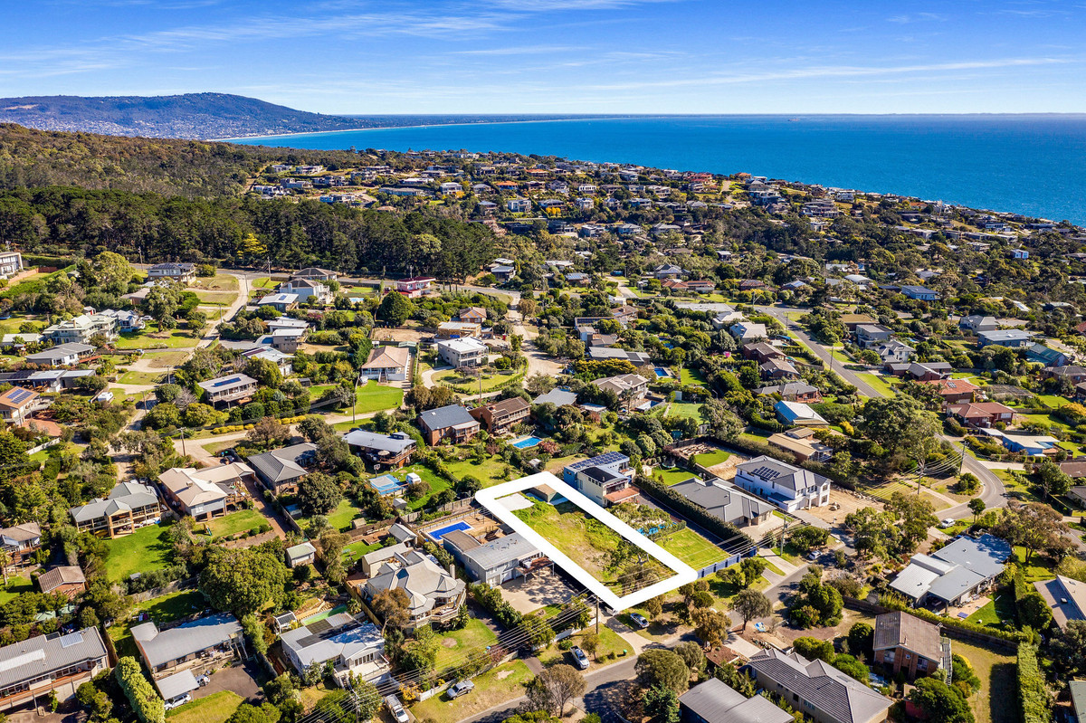 10 Panorama Drive, Mount Martha - Thumbnail 2
