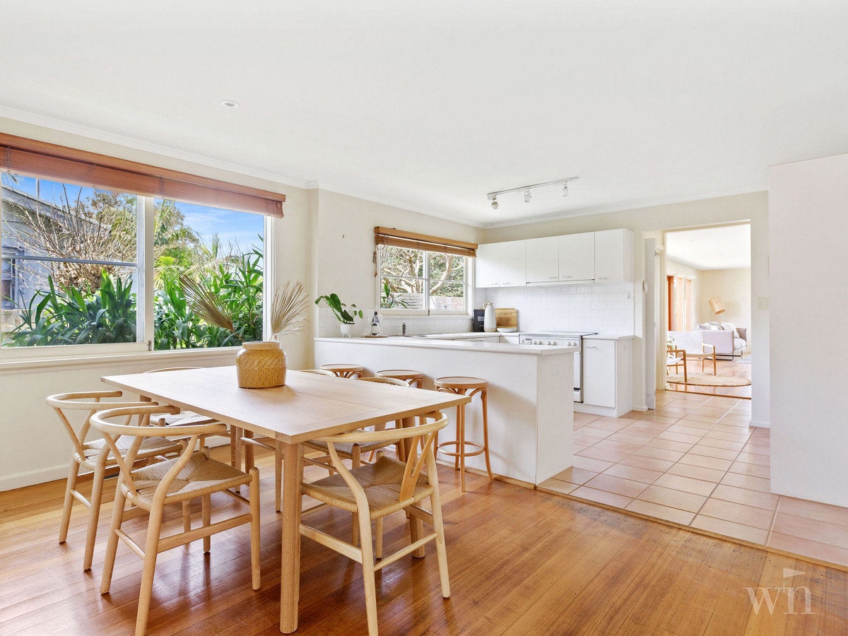 Image of dining room