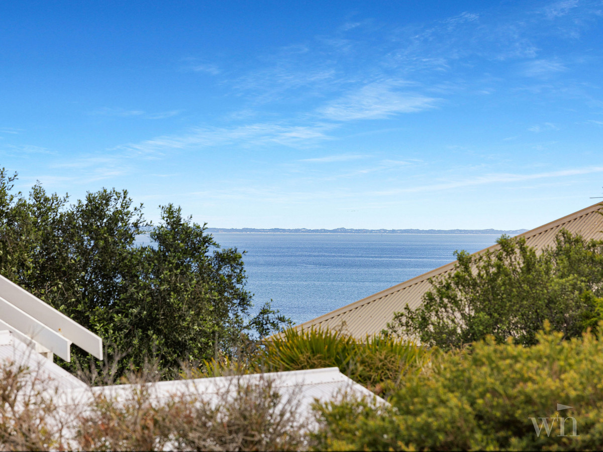 34 Two Bays Crescent, Mount Martha - Thumbnail 2