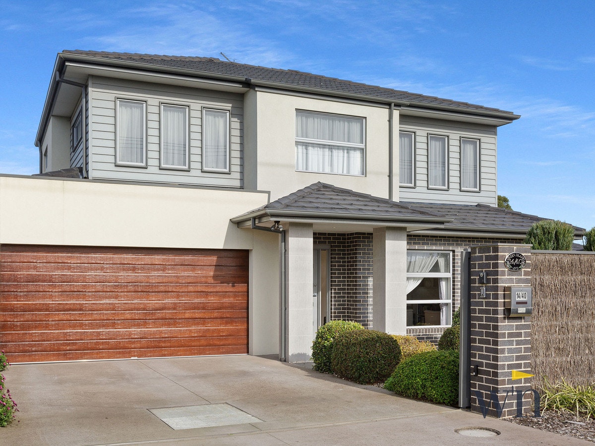 Image of garage