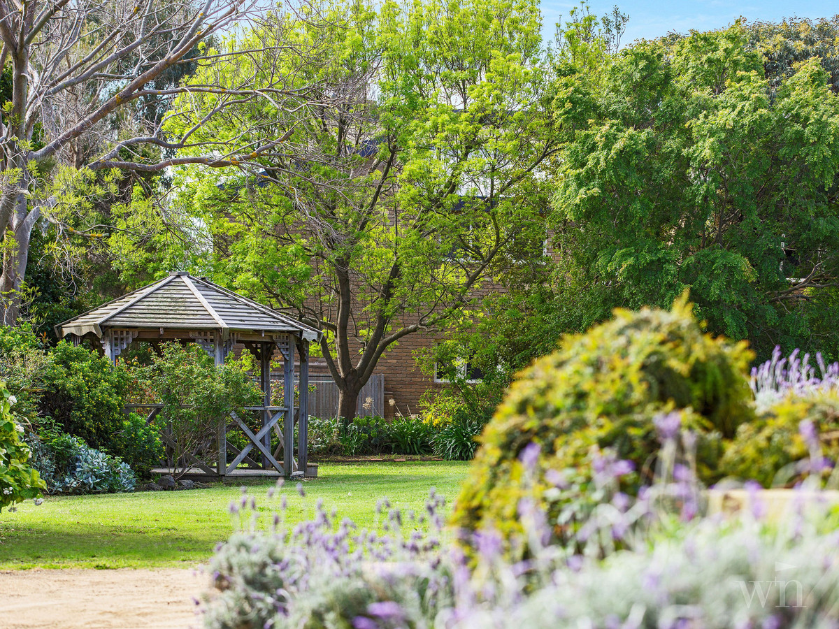 34 Two Bays Crescent, Mount Martha - Thumbnail 4