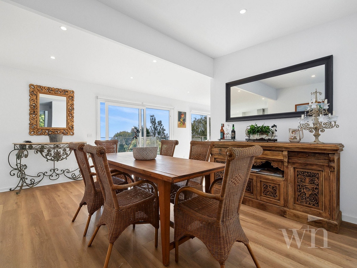 Image of dining room