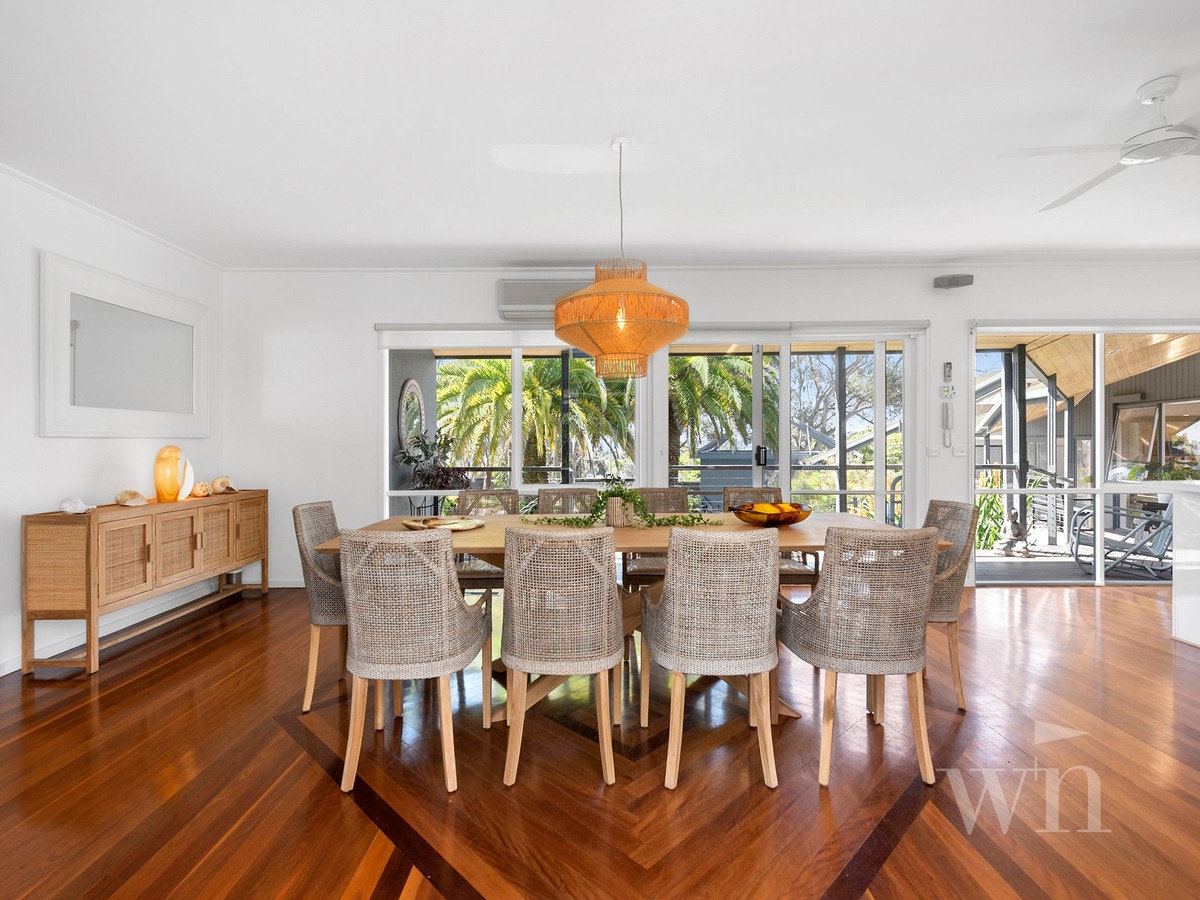 Image of dining room