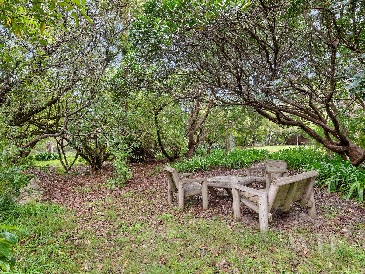 Image of bench