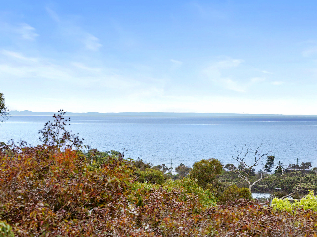 3/8 Latrobe Drive, Mount Martha - Thumbnail 3