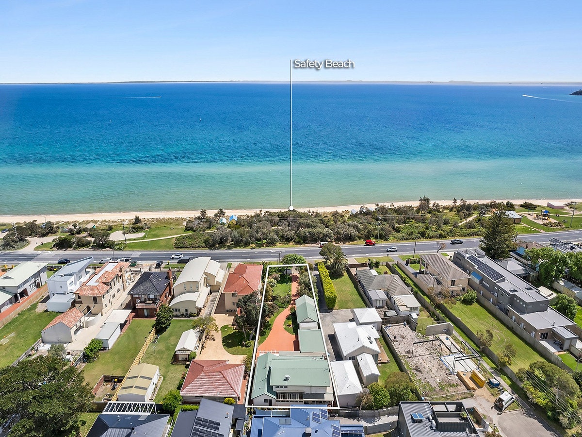 Image of neighborhood